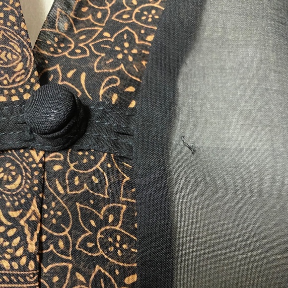 Asian Design Sheer Top - Picture 7 of 11